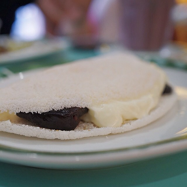 Tapioca Crepe, Cheese, Dates from Bibi Sucos on #foodmento http://foodmento.com/dish/17502