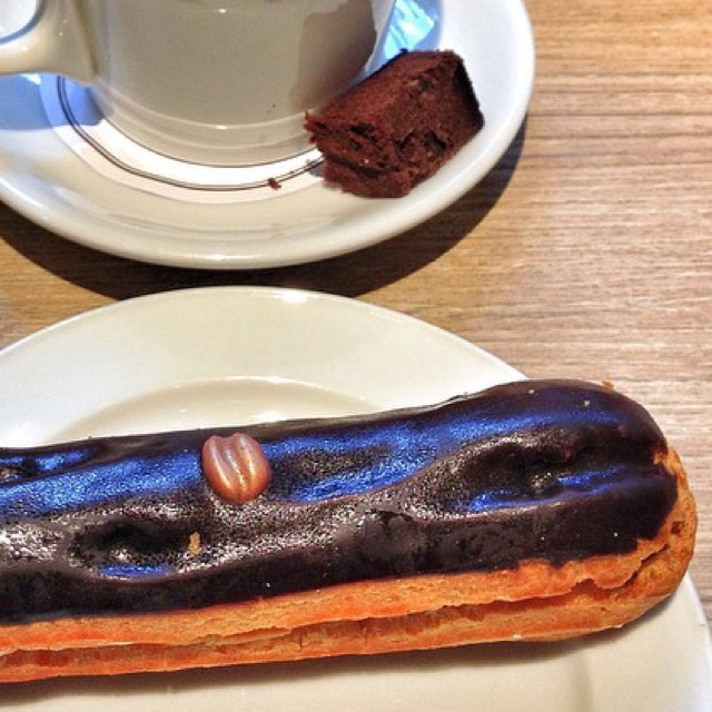 Chocolate Eclair at Baker and Cook on #foodmento http://foodmento.com/place/1025