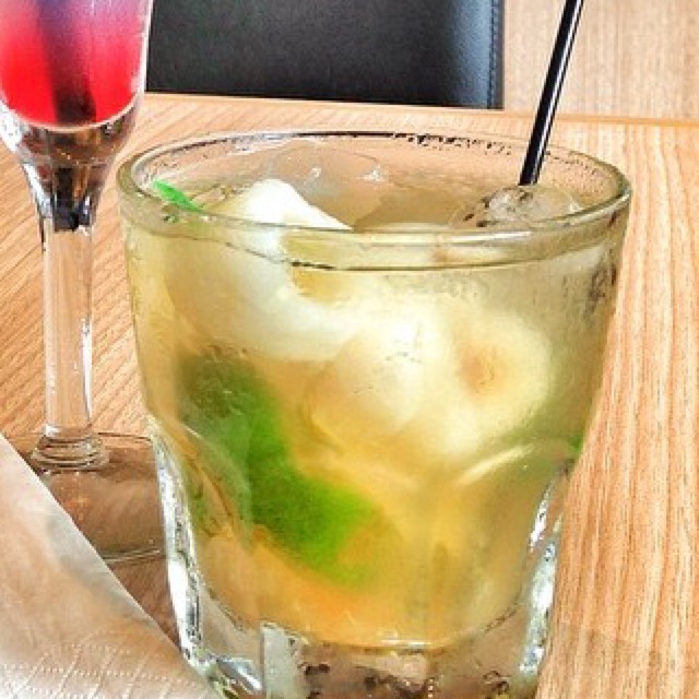 Dirty Harry Cocktail (Lychee & Lime) at Harry's on #foodmento http://foodmento.com/place/4297