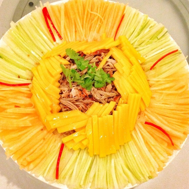 Cucumber, Mango, Melon, Shredded Roast Duck Salad from Beng Thin Hoon Kee Restaurant 茗珍奮記菜館 on #foodmento http://foodmento.com/dish/17714