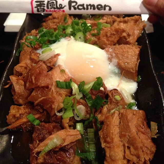 Shio Bah (Stewed Pork Belly, Egg) from Kahoo Ramen on #foodmento http://foodmento.com/dish/17868