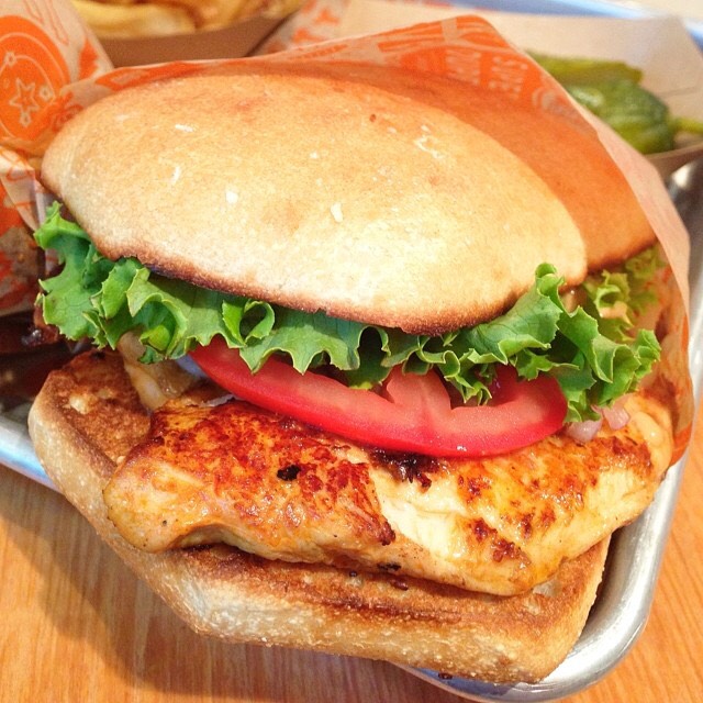 Chicken Sandwich - Chicken‎ from Super Duper Burger on #foodmento http://foodmento.com/dish/17869