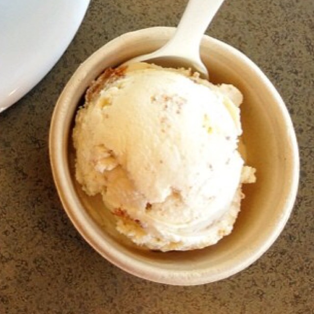 Harvey Milk & Honey Ice Cream from Bitter+Sweet on #foodmento http://foodmento.com/dish/17875