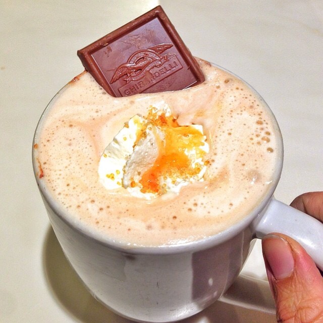 Salted Caramel Hot Chocolate on #foodmento http://foodmento.com/dish/17885