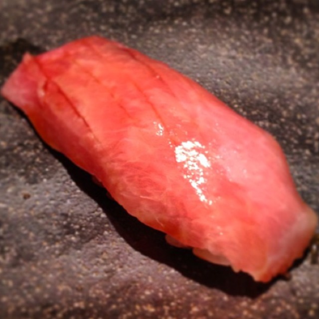 Otoro at 権八 西麻布店 on #foodmento http://foodmento.com/place/1802