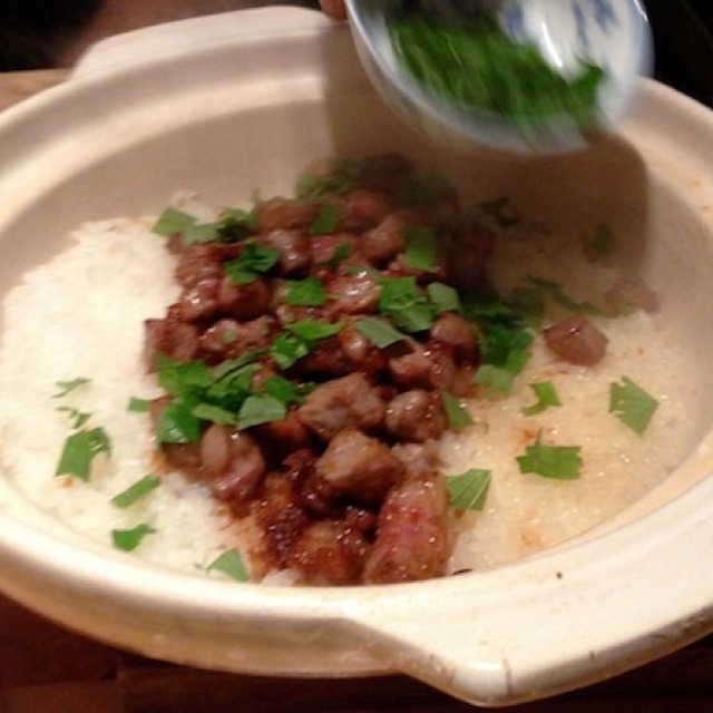 Grilled Beef Gohan (Claypot Rice) at Shun no Aji Ichi on #foodmento http://foodmento.com/place/1816