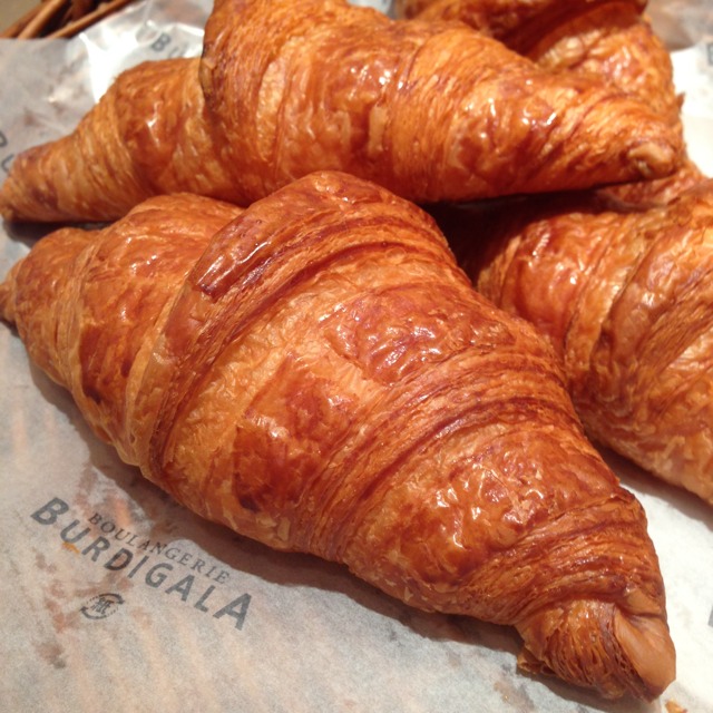Croissant from BOULANGERIE BURDIGALA 広尾 on #foodmento http://foodmento.com/dish/8492