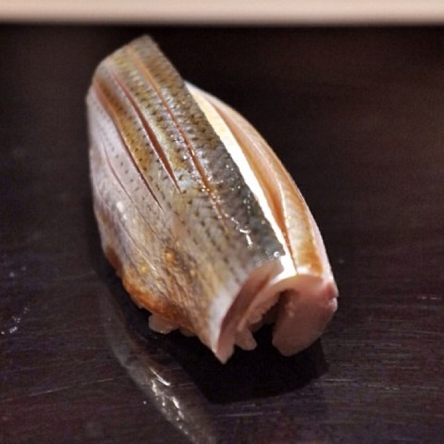 Kohada (Gizzard Shard) Sushi from 鮨よしたけ on #foodmento http://foodmento.com/dish/13841