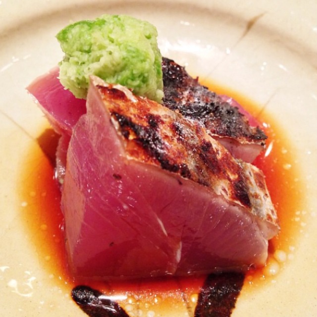Smoked Katsuo (Skipjack Tuna) at 鮨よしたけ on #foodmento http://foodmento.com/place/3437
