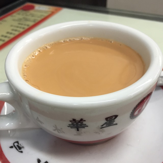 Hong Kong Style Milk Tea from Capital Café 華星冰室 on #foodmento http://foodmento.com/dish/31748