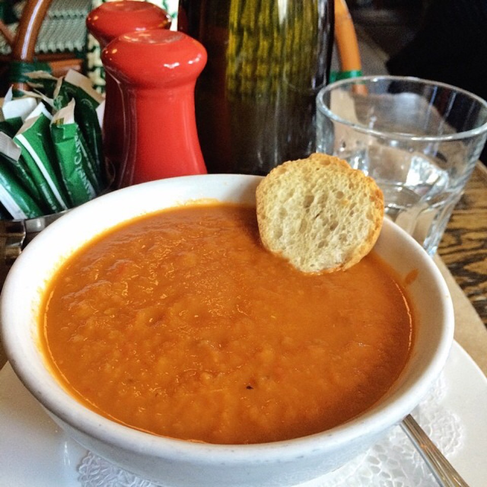 Roasted Tomato Soup from Le Grainne Cafe on #foodmento http://foodmento.com/dish/21376