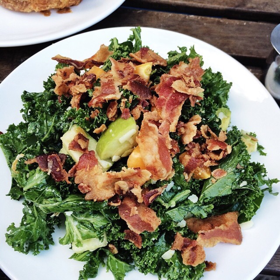 Kale Salad, Extra Bacon from Alice's Arbor on #foodmento http://foodmento.com/dish/21221