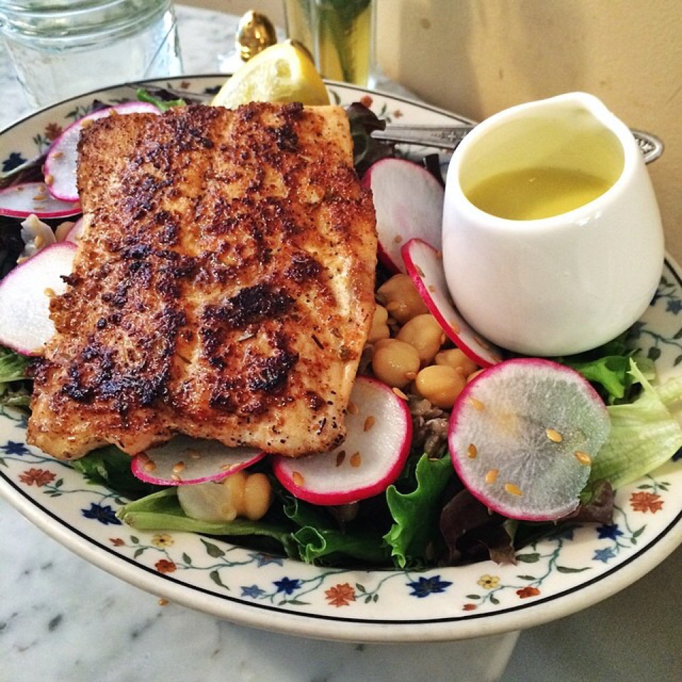 Salad (Salmon, Chickpeas, Radishes, Greens) from Sips & Bites on #foodmento http://foodmento.com/dish/21228