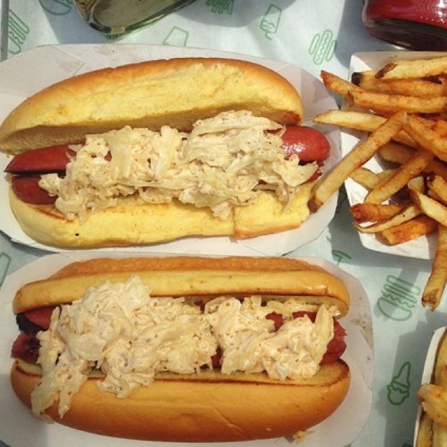 Hot Dogs at Shake Shack on #foodmento http://foodmento.com/place/347
