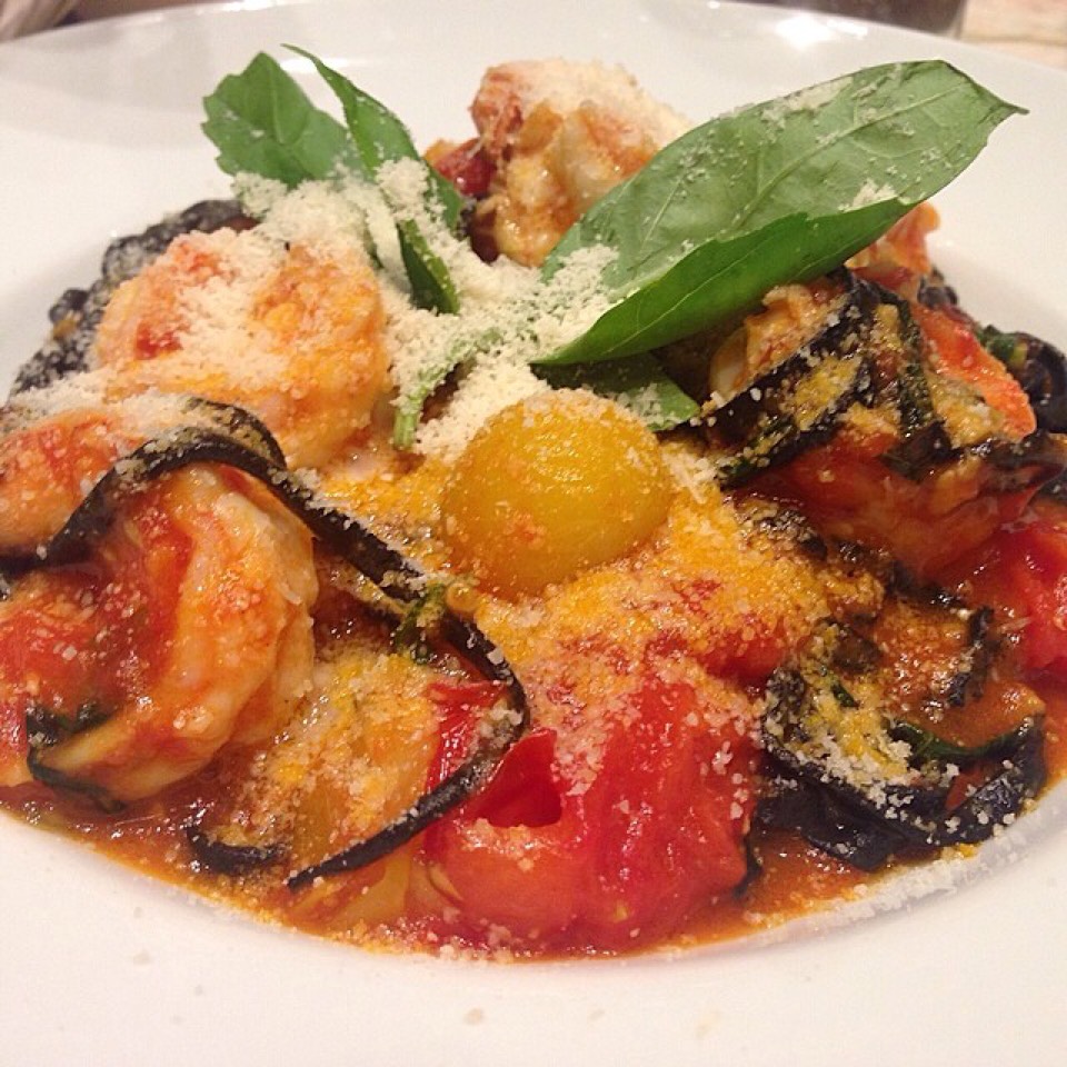 Linguine Nero, Spicy Tomato Sauce at Mezzaluna Restaurants on #foodmento http://foodmento.com/place/4716