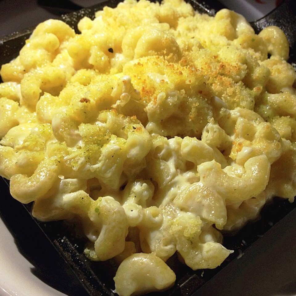 Truffle Mac N Cheese at Hotel Chantelle on #foodmento http://foodmento.com/place/5037