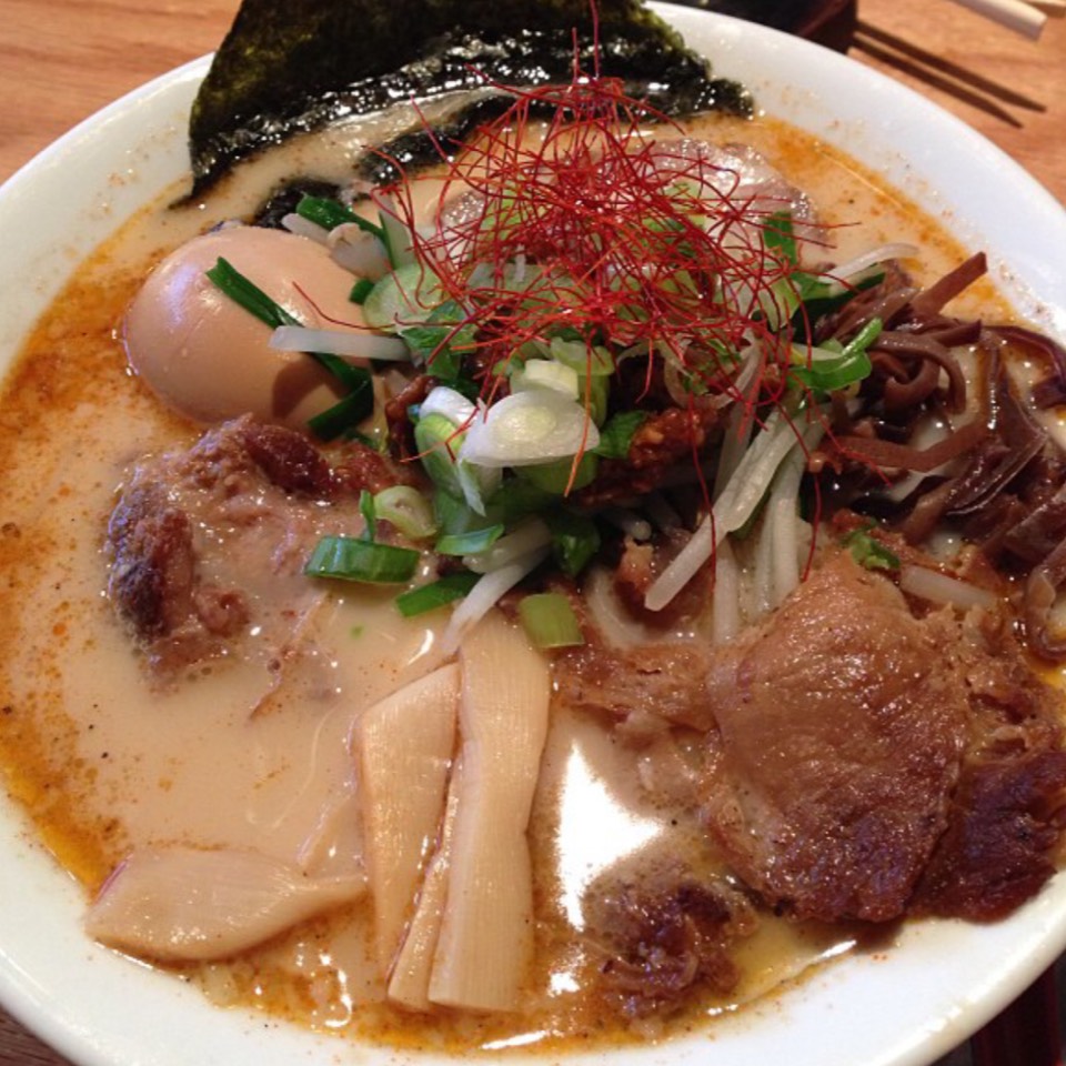 Spicy Tonkotsu Ramen at Men Oh Tokushima Ramen on #foodmento http://foodmento.com/place/6573
