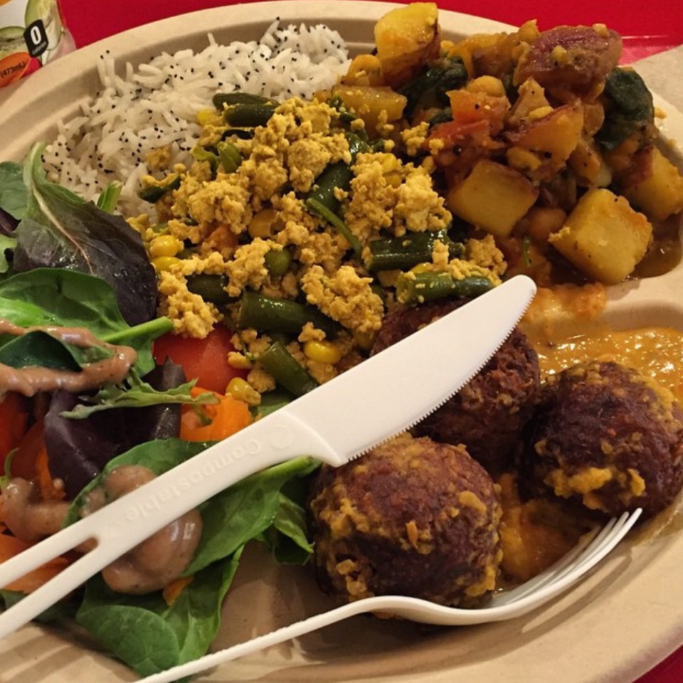 Vegan Plate at The Bhakti Center on #foodmento http://foodmento.com/place/8064
