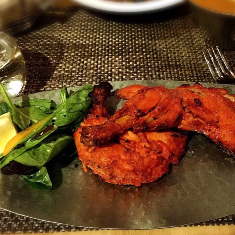 Murgh Tandoori Chicken‎ at Moti Mahal Delux on #foodmento http://foodmento.com/place/8070