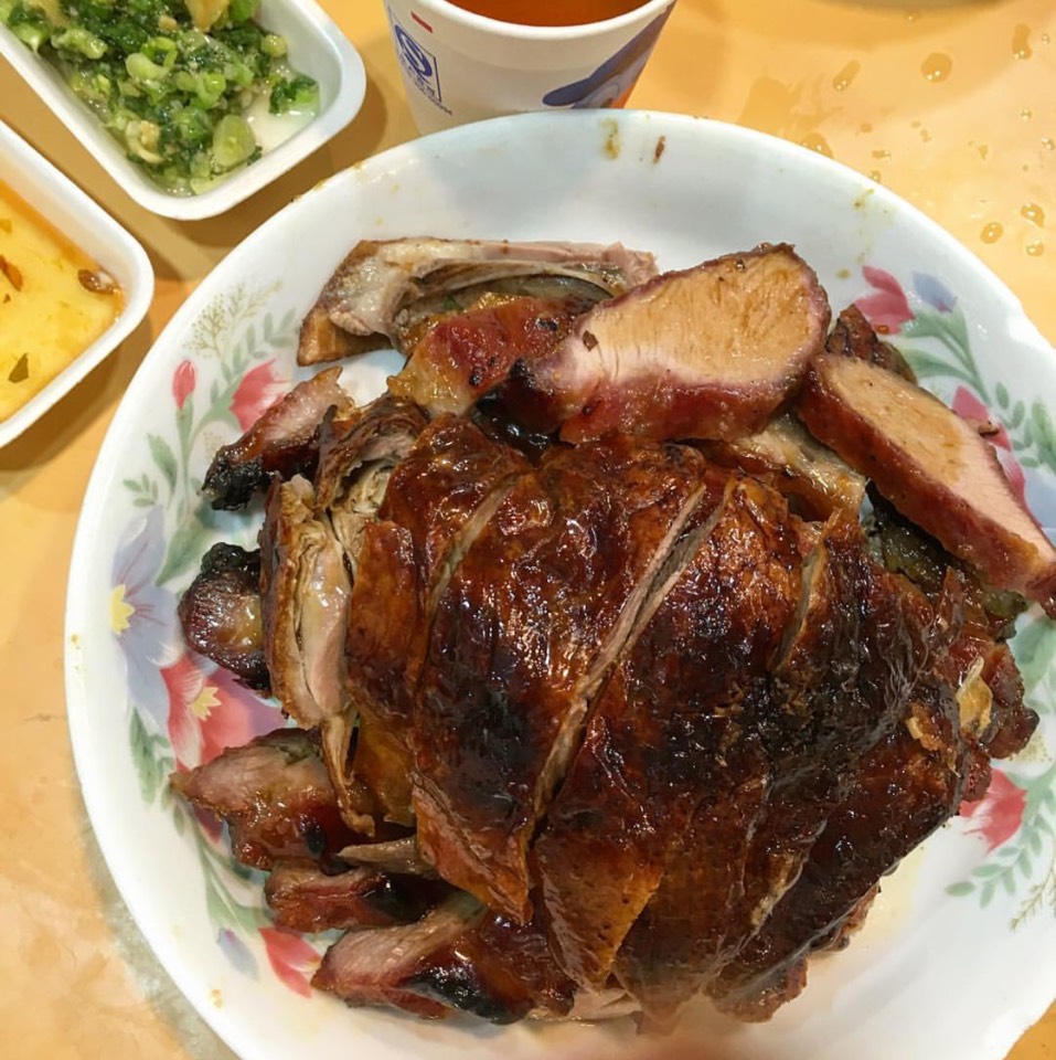 BBQ Pork & Roast Goose from Joy Hing Roasted Meat 再興燒臘飯店 on #foodmento http://foodmento.com/dish/37958