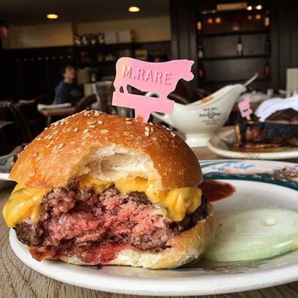 Luger-Burger at Peter Luger Steak House on #foodmento http://foodmento.com/place/423