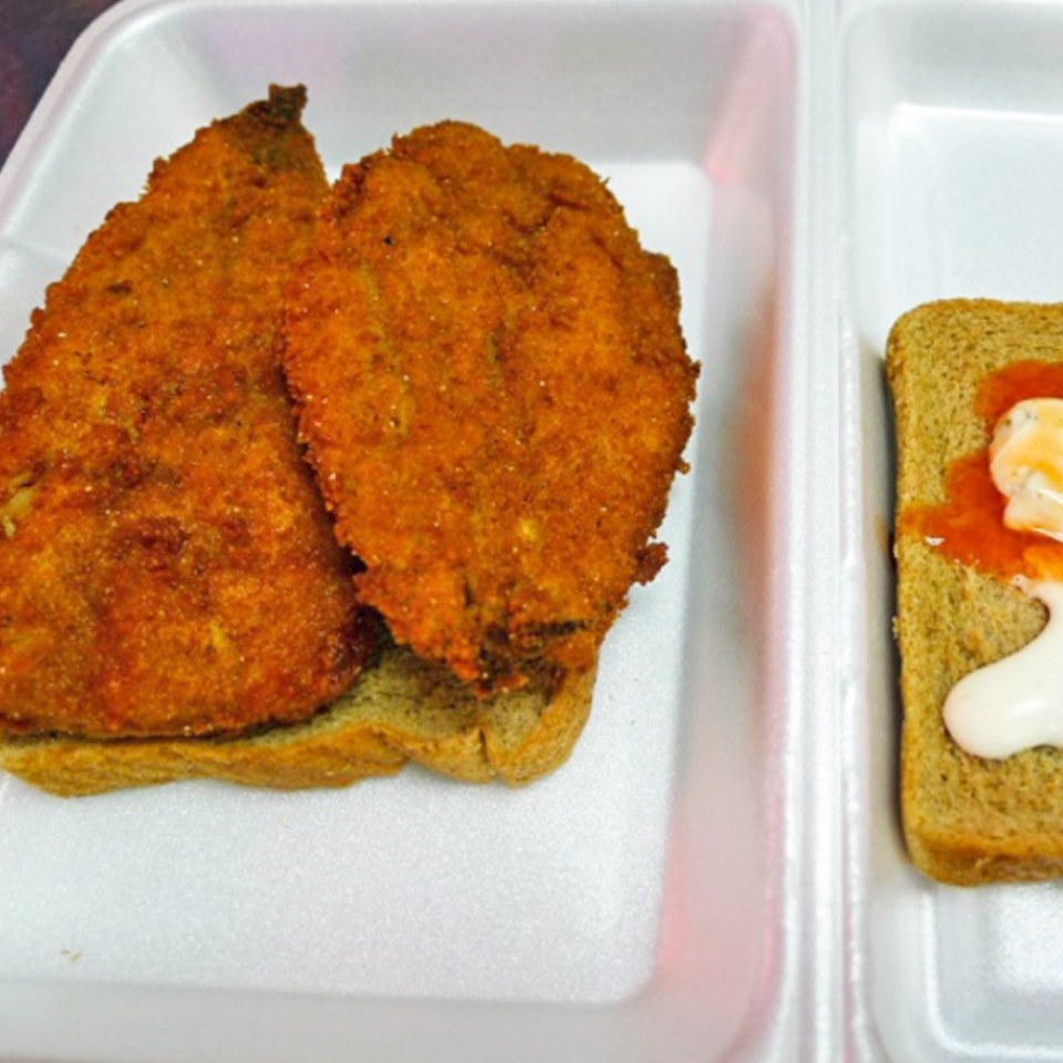 Fried Fish Sandwich from K & B Fish Mini Market on #foodmento http://foodmento.com/dish/23242