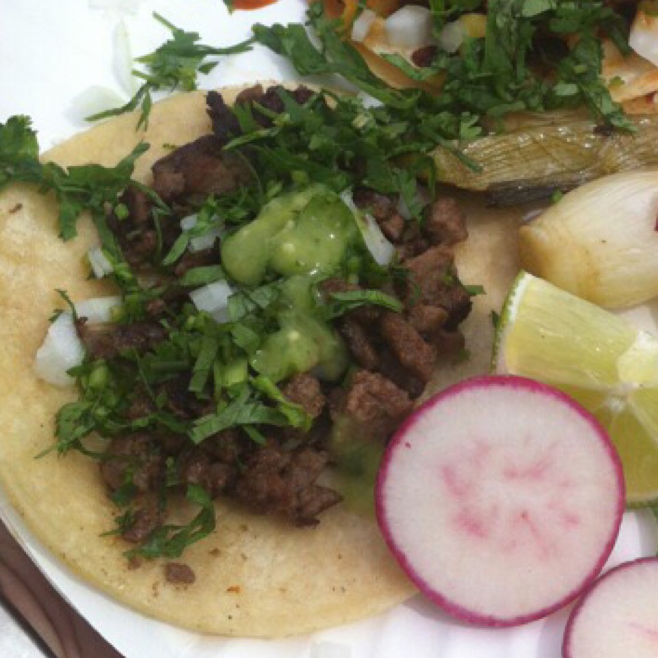 Tacos Bistek from Tacos El Bronco on #foodmento http://foodmento.com/dish/23299