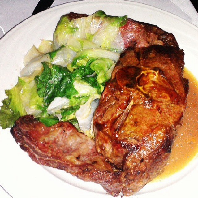 Our Legendary Mutton Chop at Keens Steakhouse on #foodmento http://foodmento.com/place/888