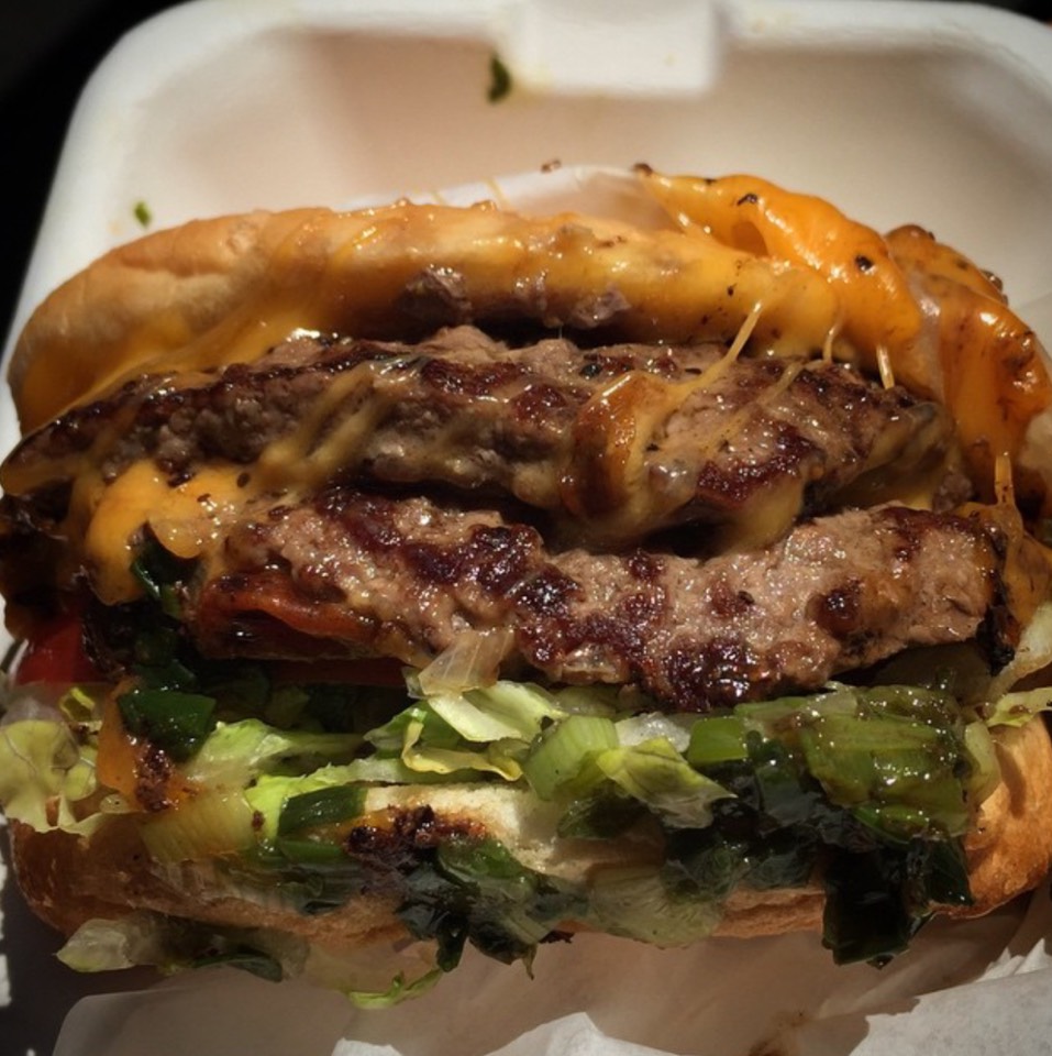 Burger from Hamburguesas Punta Cabras on #foodmento http://foodmento.com/dish/32914