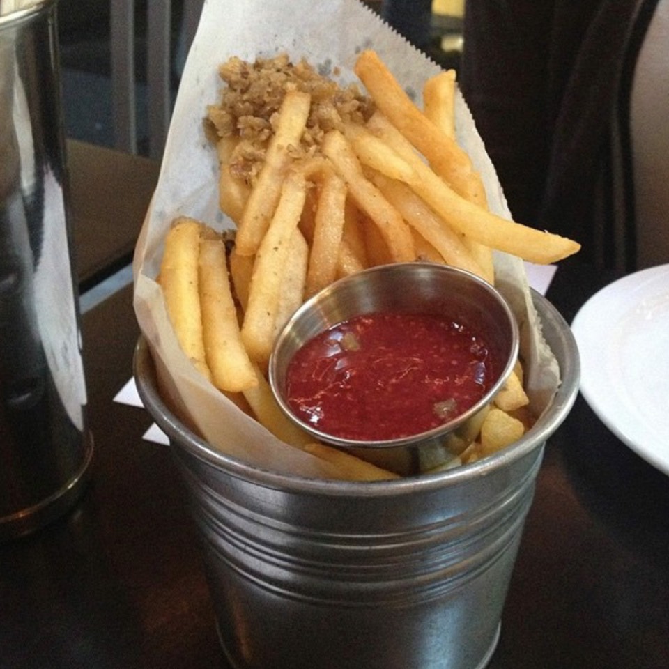 Duck Fat Fries at Beer Belly on #foodmento http://foodmento.com/place/8605