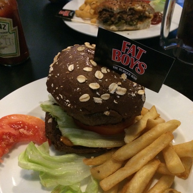 Bolly Wolly from Fatboy's The Burger Bar Pasir Panjang on #foodmento http://foodmento.com/dish/16533