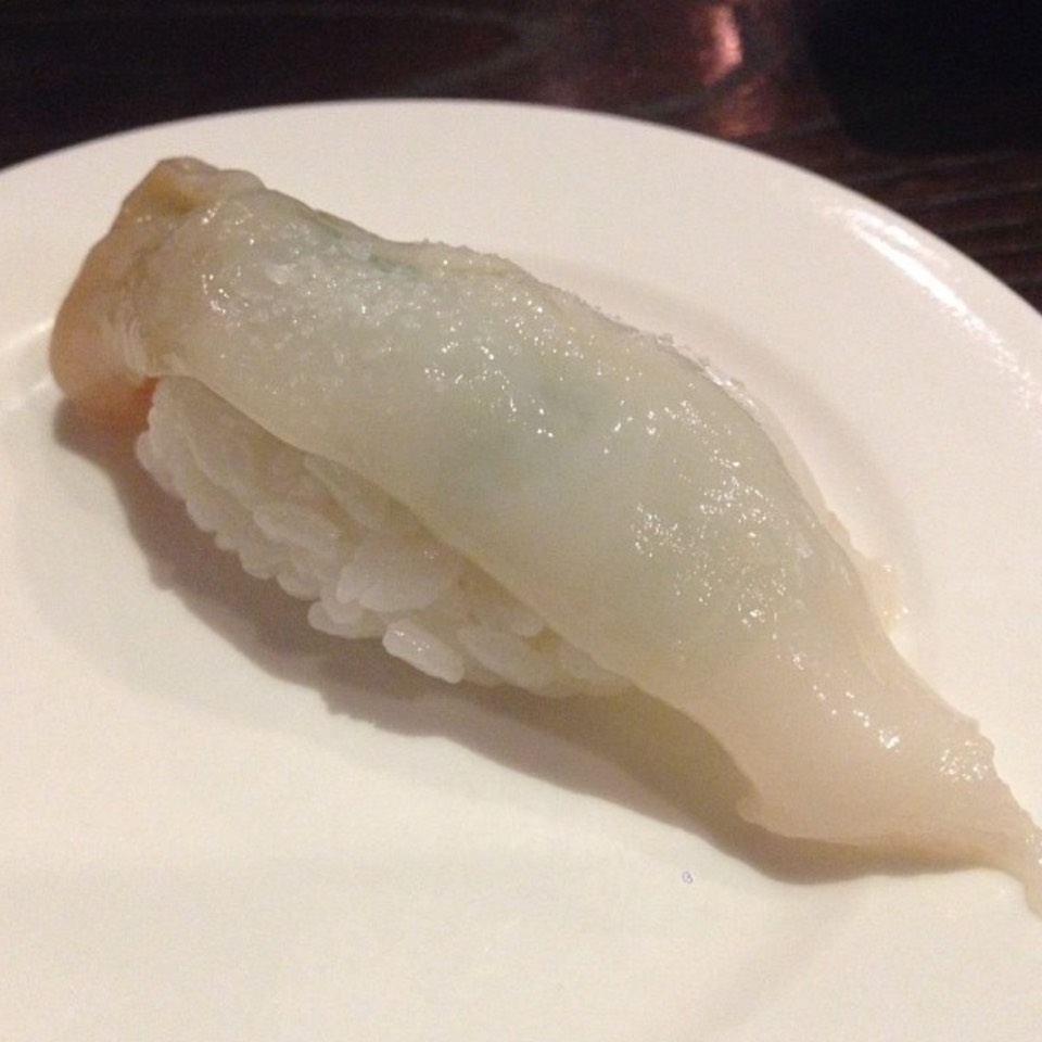 Razor Clam Sushi at Echigo Sushi on #foodmento http://foodmento.com/place/6662