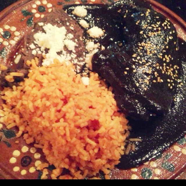Pollo con mole from Señor Taco Mexican Taqueria @ Chijmes on #foodmento http://foodmento.com/dish/3938