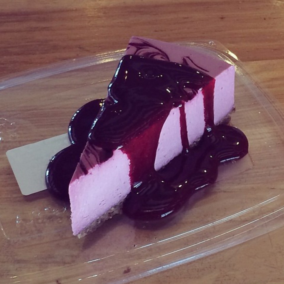Vegan Raspberry Cheesecake from The Plant Cafe Organic on #foodmento http://foodmento.com/dish/26565