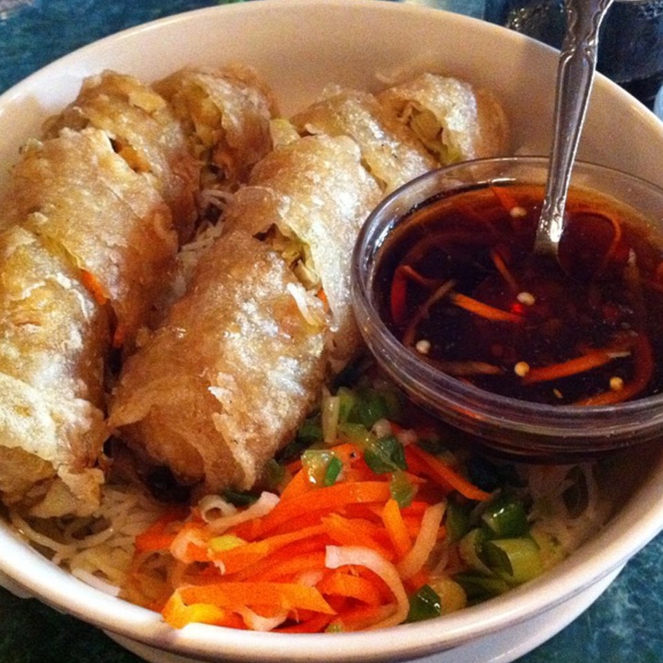 Vegetable Imperial Rolls w Vermicelli​ at Sunflower on #foodmento http://foodmento.com/place/6623
