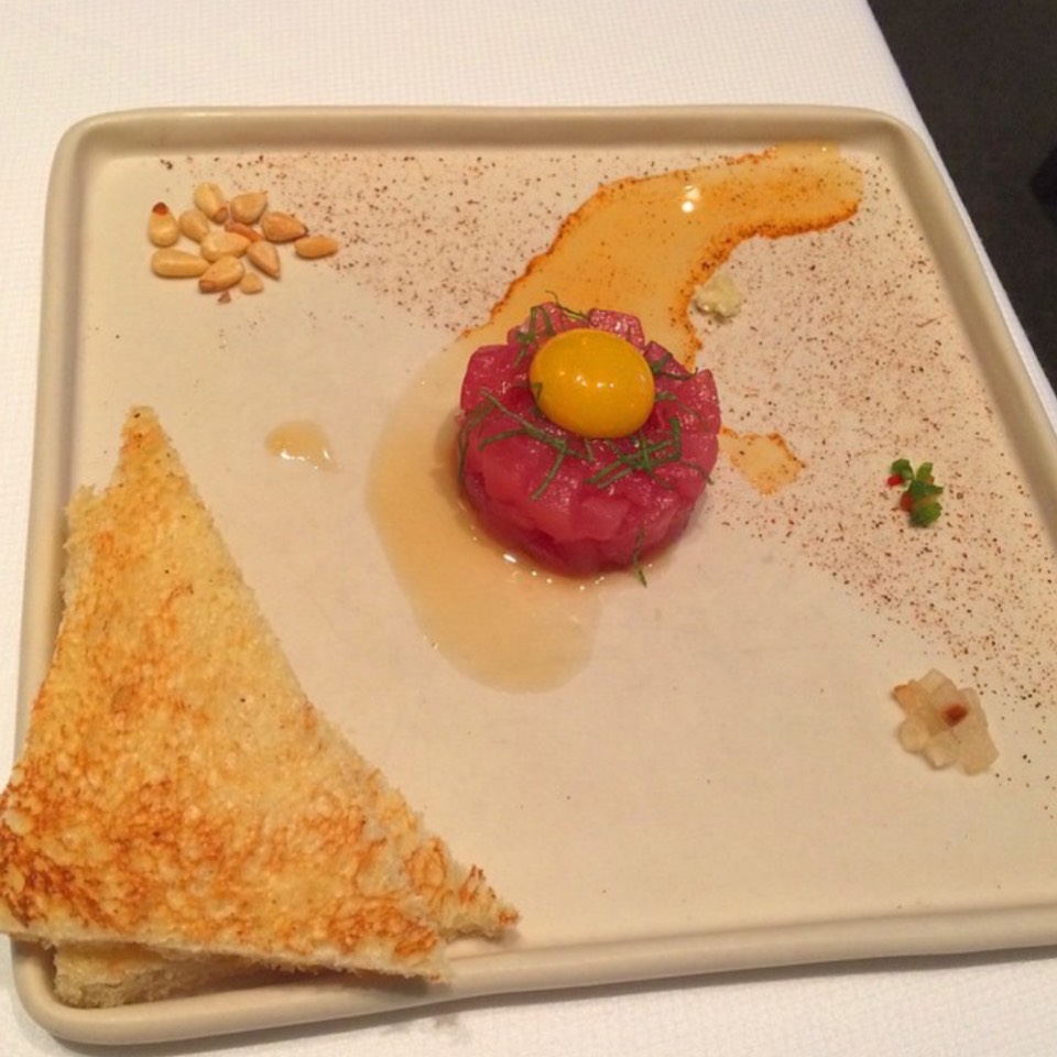 Michael's Classic Ahi Tuna Tartare from Michael Mina on #foodmento http://foodmento.com/dish/26768