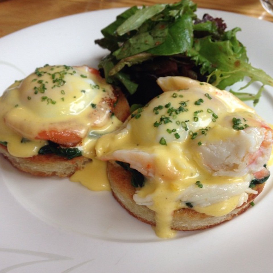Crab Eggs Benedict from Nobu Next Door on #foodmento http://foodmento.com/dish/26817