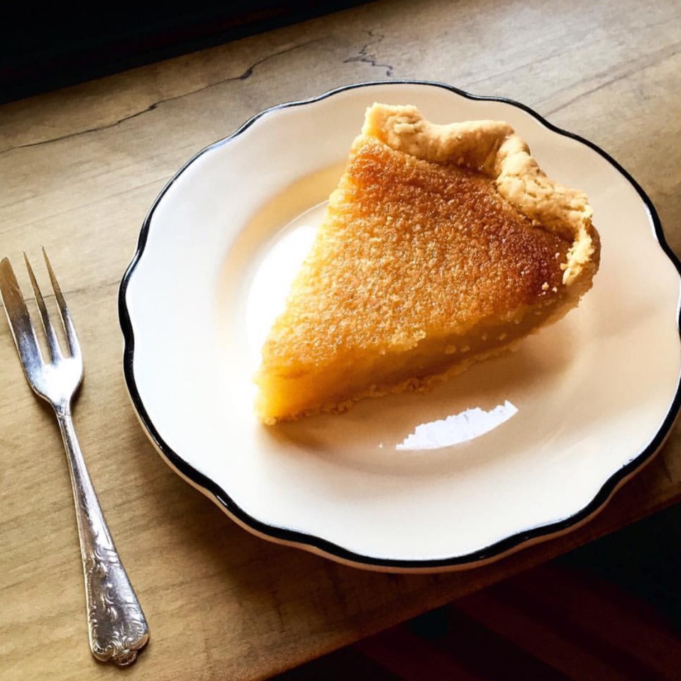 Lemon Chess Pie from Petee's Pie Company on #foodmento http://foodmento.com/dish/32102
