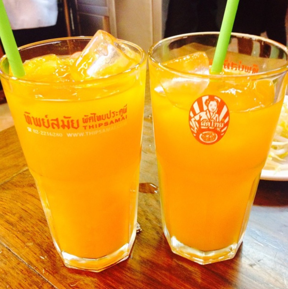 Orange Juice at ทิพย์สมัย (ผัดไทยประตูผี) Thip Samai on #foodmento http://foodmento.com/place/8614