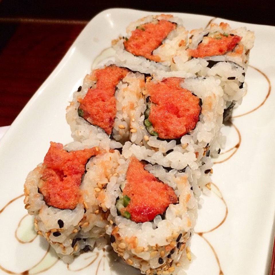 Spicy Tuna Roll from Kiriko Sushi on #foodmento http://foodmento.com/dish/32809