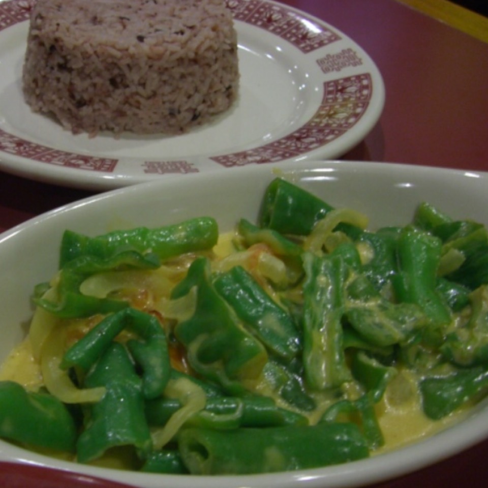 Ema Datsi (Cheese, Onion, Garlic, Peppers) from Bhutanese Ema Datsi Restaurant on #foodmento http://foodmento.com/dish/38852