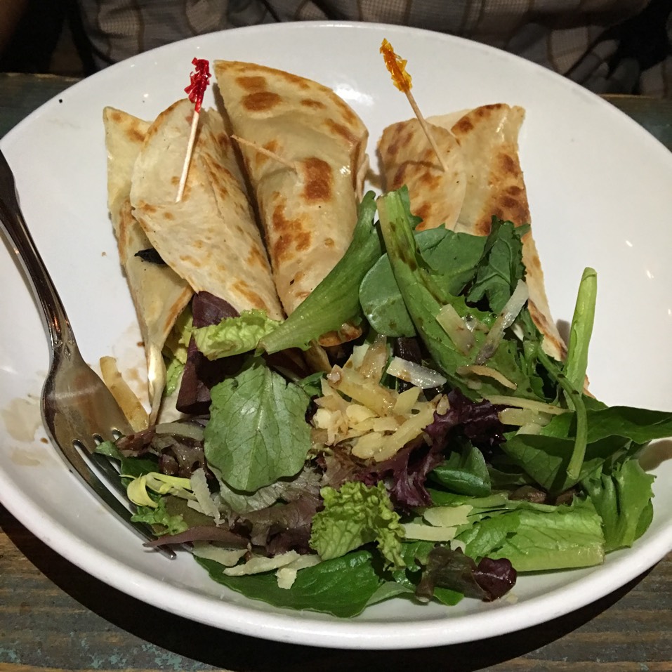 Seared Tuna & Avocado Taco from The Grey Dog on #foodmento http://foodmento.com/dish/37667