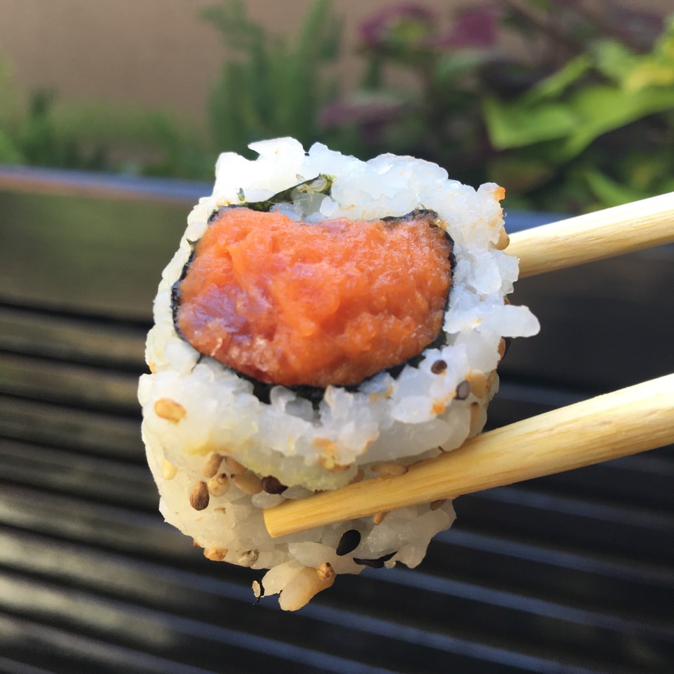 Spicy Tuna Maki Roll from Asuka Sushi on #foodmento http://foodmento.com/dish/39712