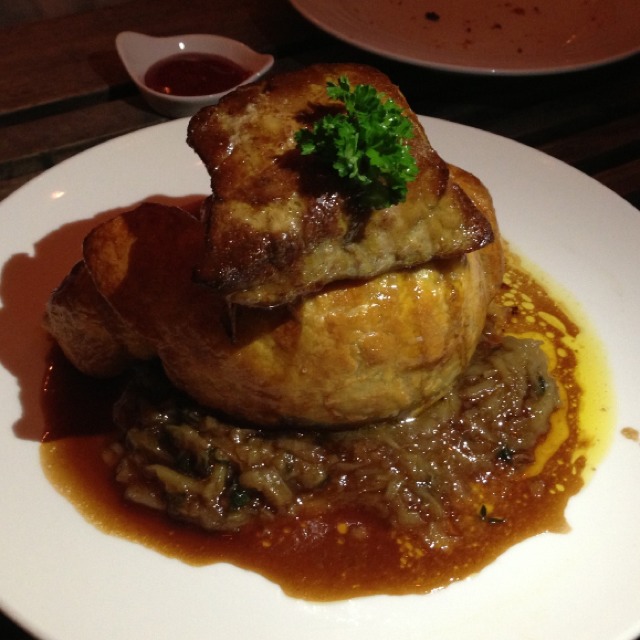 Confit Duck Puff from Spathe Public House on #foodmento http://foodmento.com/dish/5073