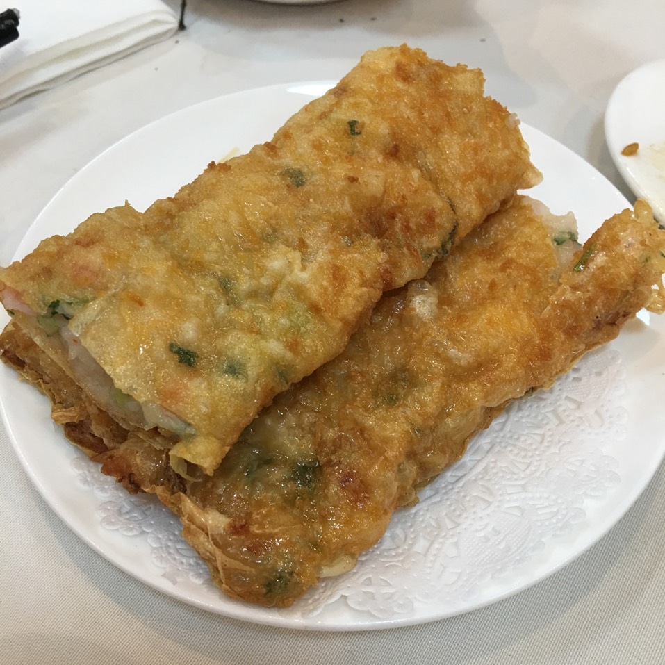 Shrimp Rolls from Joy Luck Palace on #foodmento http://foodmento.com/dish/38116