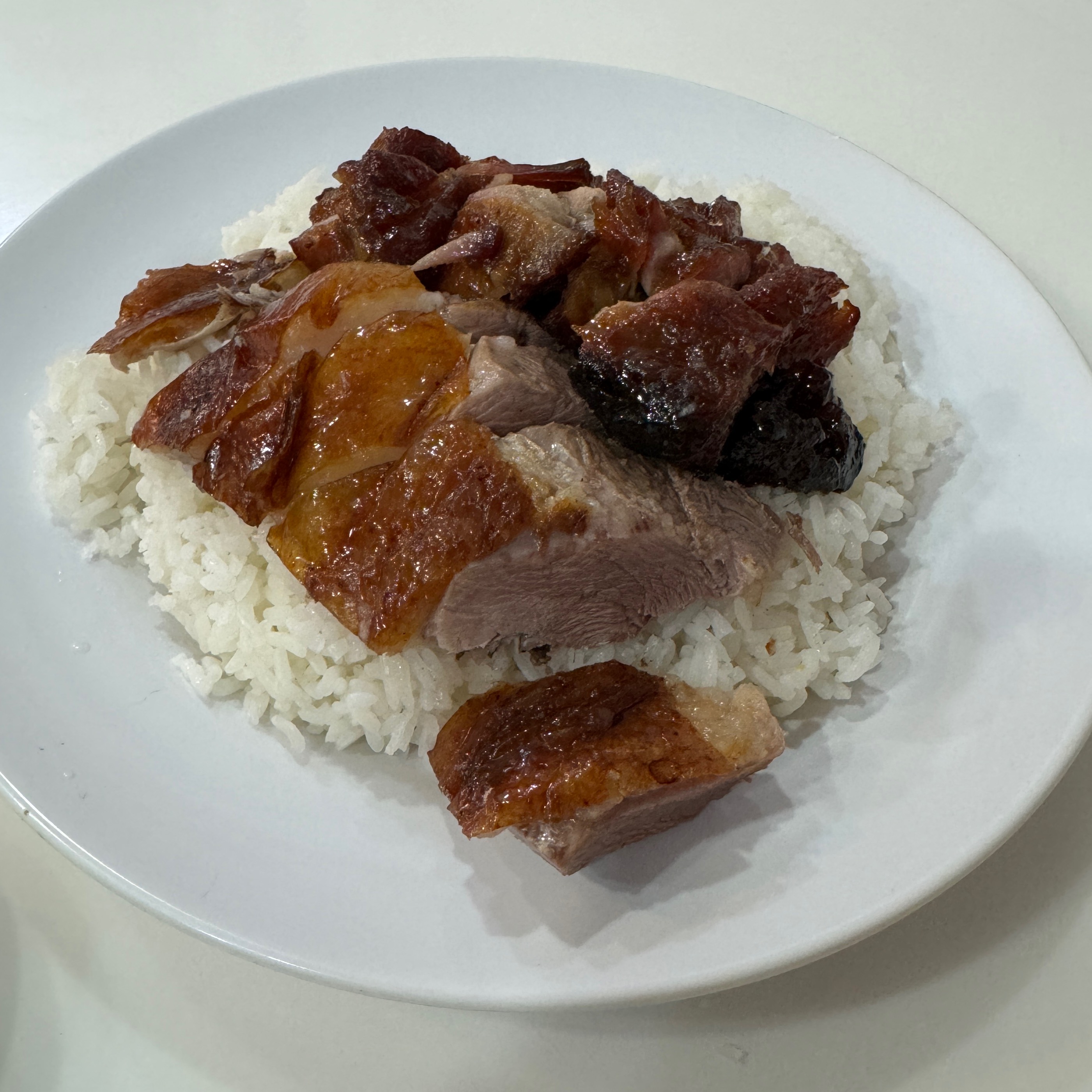 Roast Goose & Roast Pork $70 from Joy Hing Roasted Meat 再興燒臘飯店 on #foodmento http://foodmento.com/dish/37958
