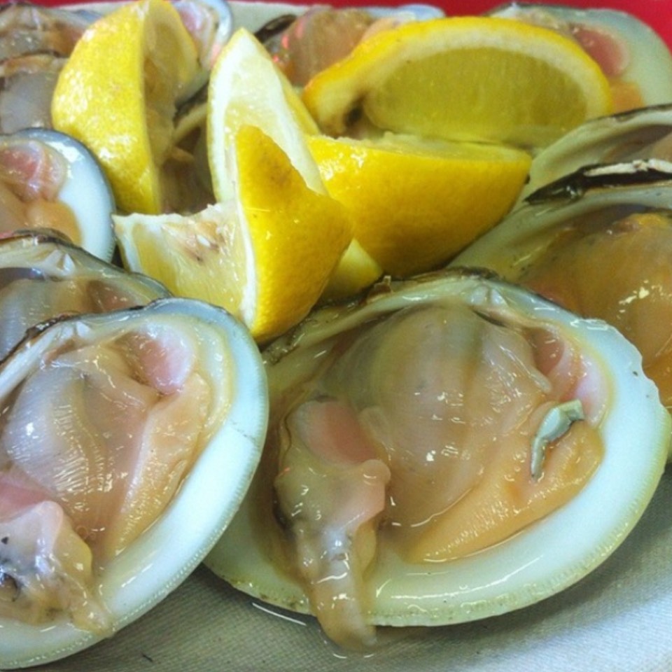 Littleneck Clams from Johnny's Famous Reef Restaurant on #foodmento http://foodmento.com/dish/38001