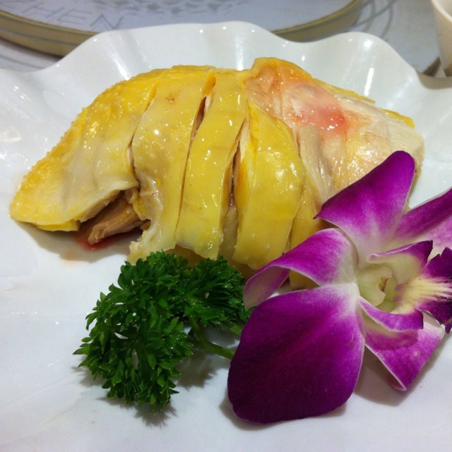 Drunken Chicken from Meilongzhen on #foodmento http://foodmento.com/dish/4096