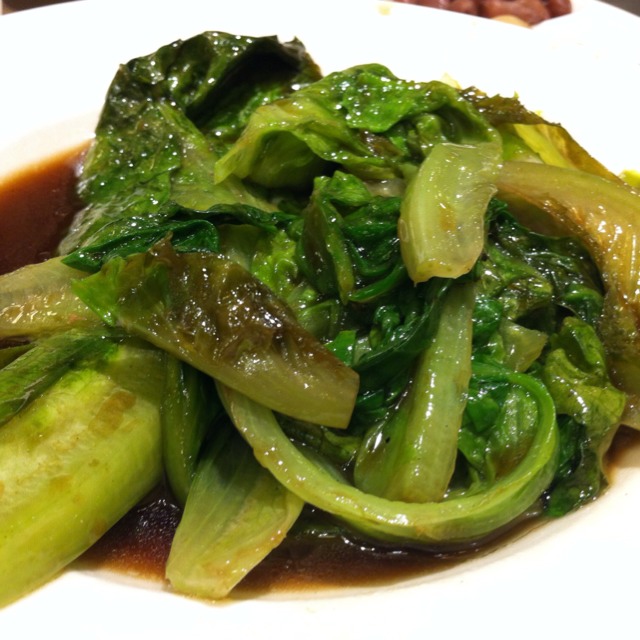 Vegetable In Oyster Sauce at Meilongzhen on #foodmento http://foodmento.com/place/1033