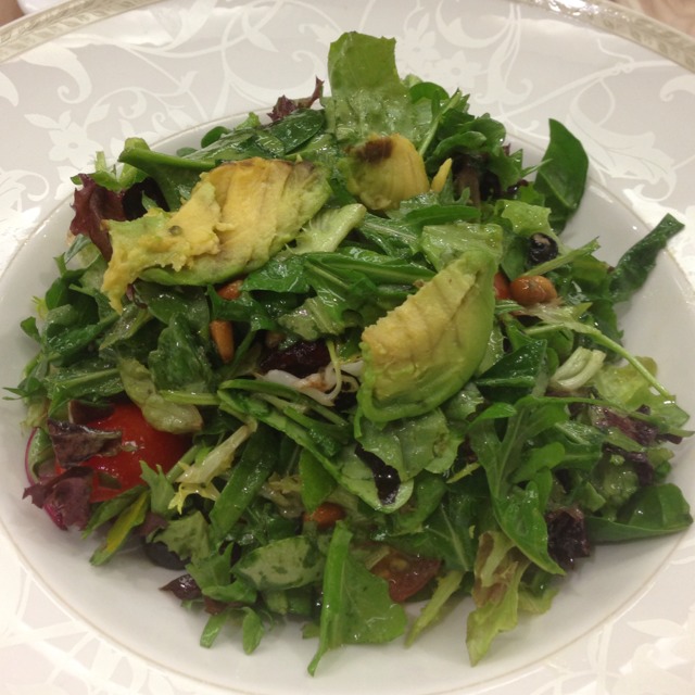 Salad De Paris from Poulet on #foodmento http://foodmento.com/dish/4145